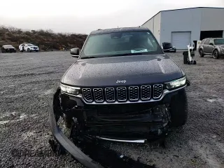 2022 Jeep Grand Cherokee Summit Reserve with VIN 1C4RJHEG8N8637493, listed as a Copart auction lot 43548675 with 37,629 mi miles and Salvage title. Bid and sale history available at DreamBid. Image 11.