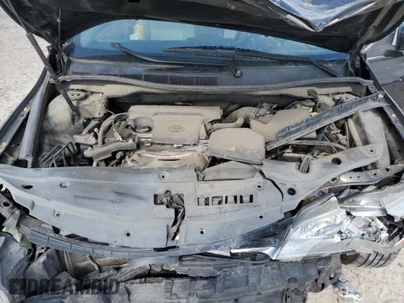 2015 Toyota Camry XLE z VIN 4T4BF1FKXFR482632, wystawiony jako Copart lot #53574545 z przebiegiem 123 253 mil mil oraz Szkoda całkowita • Salvage title. Historia ofert i sprzedaży dostępna na DreamBid. Obrazek 11.