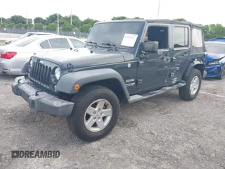 2018 Jeep Wrangler JK Unlimited Sport with VIN 1C4BJWDG5JL858936, listed as a IAAI auction lot 39953617 with 75,865 mi miles. Bid and sale history available at carsss.com. Image 17.