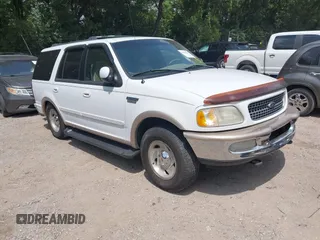 1998 Ford Expedition XLT with VIN 1FMPU18L7WLC34226, listed as a IAAI auction lot 42823270 with 180,361 mi miles and . Bid and sale history available at DreamBid. Image 1.