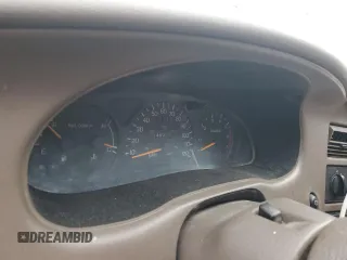 1997 Mercury Cougar z VIN 1MELM62W6VH615553, wystawiony jako Copart lot #81075294 z przebiegiem 149 215 mil mil oraz Szkody całkowita. Historia ofert i sprzedaży dostępna na DreamBid. Obrazek 9.