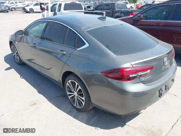 2018 Buick Regal Sportback Preferred II with VIN W04GM6SX6J1128877, listed as a IAAI auction lot 42021808 with 121,264 mi miles. Bid and sale history available at carsss.com. Image 3.