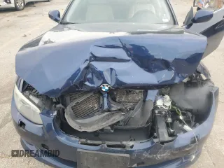 2012 BMW 3 Series 328i z VIN WBAKE3C55CE770542, wystawiony jako Copart lot #60290125 z przebiegiem 123 797 mil mil oraz Szkoda całkowita • Salvage title. Historia ofert i sprzedaży dostępna na DreamBid. Obrazek 11.