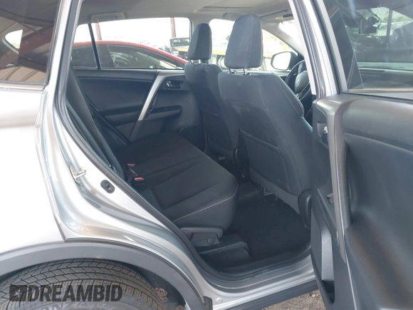 2018 Toyota RAV4 XLE with VIN 2T3WFREV5JW426314, listed as a IAAI auction lot 42075341 with 69,862 mi miles. Bid and sale history available at carsss.com. Image 8.