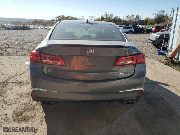 2019 Acura TLX w/Advance Pkg with VIN 19UUB3F84KA001323, listed as a Copart auction lot 76059804 with 32,407 mi miles and Salvage Title. Bid and sale history available at carsss.com. Image 6.