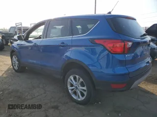 2019 Ford Escape SE z VIN 1FMCU9GDXKUB24265, wystawiony jako Copart lot #54052855 z przebiegiem 60 479 mil mil oraz Czysty tytuł • Clean title. Historia ofert i sprzedaży dostępna na DreamBid. Obrazek 2.