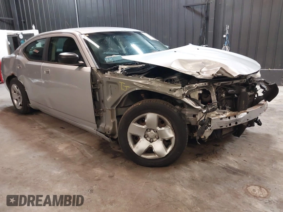 2008 Dodge Charger z VIN 2B3KA43RX8H326355, wystawiony jako IAAI lot #42310534 z przebiegiem 103 342 mil mil oraz . Historia ofert i sprzedaży dostępna na DreamBid. Obrazek 1.