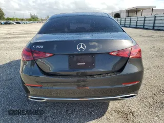 2022 Mercedes-Benz C 300 z VIN W1KAF4GB7NR041381, wystawiony jako Copart lot #52912145 z przebiegiem 88 668 mil mil oraz Czysty tytuł • Clean title. Historia ofert i sprzedaży dostępna na DreamBid. Obrazek 6.
