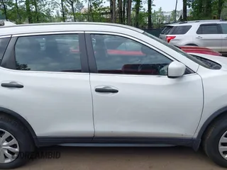 2018 Nissan Rogue SV with VIN KNMAT2MV3JP601540, listed as a IAAI auction lot 42160011 with 212,609 mi miles. Bid and sale history available at carsss.com. Image 13.