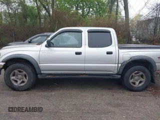 2001 Toyota Tacoma with VIN 5TEHN72N81Z840101, listed as a IAAI auction lot 42201024 with 133,958 mi miles and . Bid and sale history available at carsss.com. Image 14.