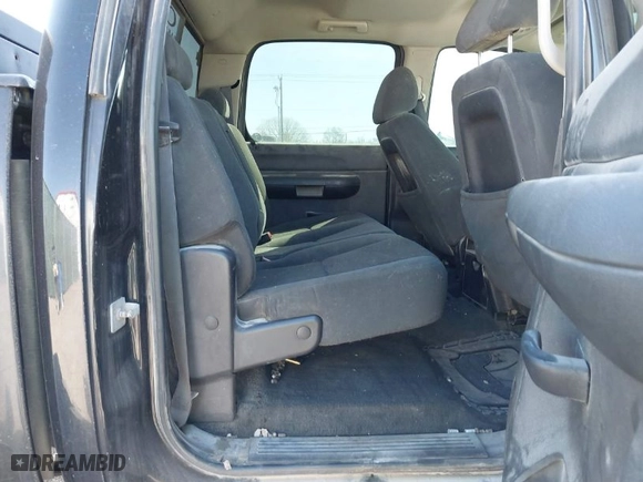 2008 Chevrolet Silverado 1500 LT w/1LT with VIN 2GCEK13M181171750, listed as a IAAI auction lot 41760188 with 160,625 mi miles. Bid and sale history available at carsss.com. Image 8.