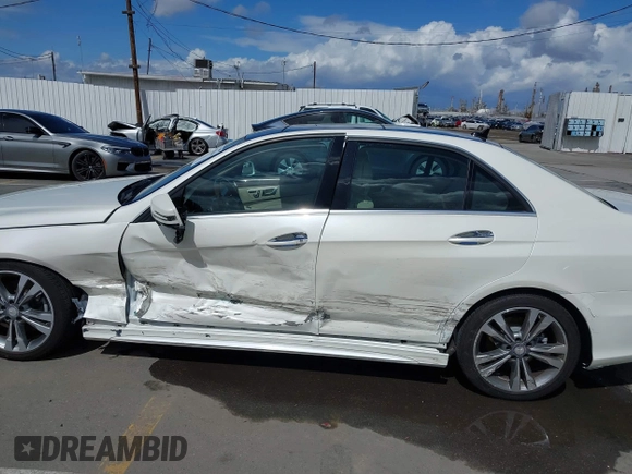 2014 Mercedes-Benz E 350 Luxury with VIN WDDHF8JB0EA906544, listed as a IAAI auction lot 41778146 with 68,564 mi miles and . Bid and sale history available at DreamBid. Image 14.