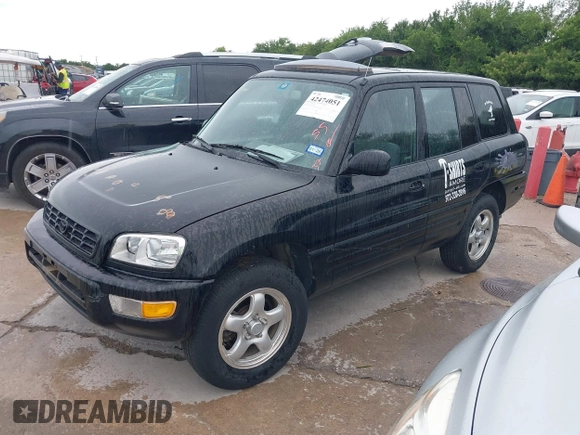1999 Toyota RAV4 with VIN JT3GP10VXX7061972, listed as a IAAI auction lot 42474051 with 229,406 mi miles and . Bid and sale history available at DreamBid. Image 2.