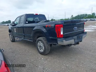 2019 Ford F-250 XL with VIN 1FT7X2B62KEC76242, listed as a IAAI auction lot 42550765 with 49,847 mi miles and . Bid and sale history available at DreamBid. Image 3.