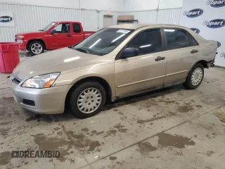 2007 Honda Accord VP z VIN 1HGCM56157A121188, wystawiony jako Copart lot #56725705 z przebiegiem 205 494 mil mil oraz Szkoda całkowita • Salvage title. Historia ofert i sprzedaży dostępna na DreamBid. Obrazek 1.