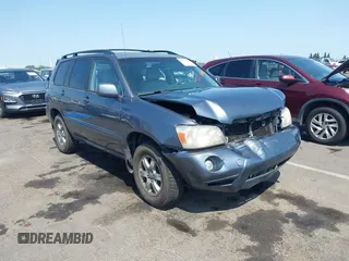 2006 Toyota Highlander w/3rd Row z VIN JTEEP21A560161582, wystawiony jako IAAI lot #42444743 z przebiegiem 186 381 mil mil oraz . Historia ofert i sprzedaży dostępna na DreamBid. Obrazek 1.