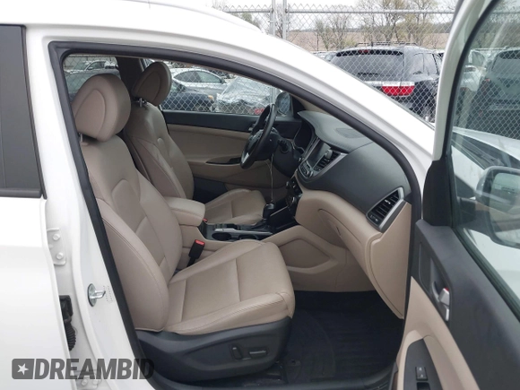 2016 Hyundai Tucson Limited with VIN KM8J33A2XGU037231, listed as a IAAI auction lot 42096501 with 151,912 mi miles and . Bid and sale history available at DreamBid. Image 5.