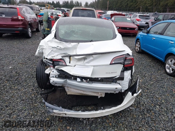 2023 Tesla Model 3 Performance z VIN 5YJ3E1EC9PF545648, wystawiony jako IAAI lot #41573583 z przebiegiem 15 207 mil mil oraz . Historia ofert i sprzedaży dostępna na DreamBid. Obrazek 16.