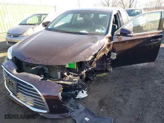 2018 Toyota Avalon XLE with VIN 4T1BK1EB2JU284174, listed as a IAAI auction lot 41555900 with 141,004 mi miles. Bid and sale history available at carsss.com. Image 6.