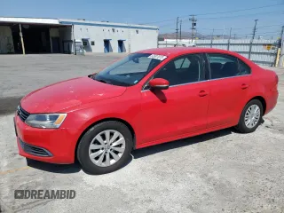 2013 Volkswagen Jetta SE with VIN 3VWDP7AJ0DM409404, listed as a Copart auction lot 63507075 with 135,766 mi miles and Clean title. Bid and sale history available at DreamBid. Image 1.