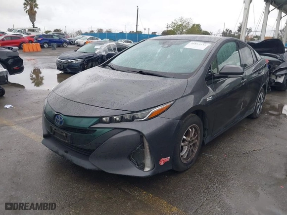 2017 Toyota Prius Prime Plus with VIN JTDKARFP9H3059671, listed as a IAAI auction lot 41813134 with 187,695 mi miles. Bid and sale history available at carsss.com. Image 2.