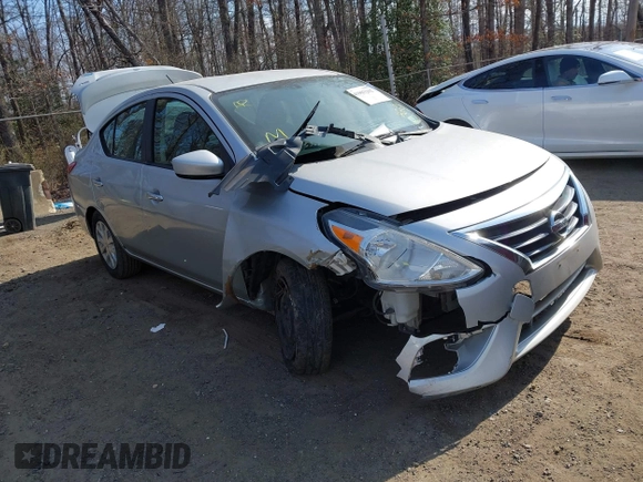 2016 Nissan Versa S Plus with VIN 3N1CN7AP5GL854811, listed as a IAAI auction lot 41903262 with 179,494 mi miles. Bid and sale history available at carsss.com. Image 1.