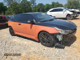 2015 Scion tC z VIN JTKJF5C79FJ006996, wystawiony jako Copart lot #53114425 z przebiegiem 91 647 mil mil oraz Szkoda całkowita • Salvage title. Historia ofert i sprzedaży dostępna na DreamBid. Obrazek 4.