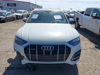 2023 Audi Q5 Premium with VIN WA1ABAFYXP2063195, listed as a IAAI auction lot 41618346 with 9,929 mi miles. Bid and sale history available at carsss.com. Image 13.