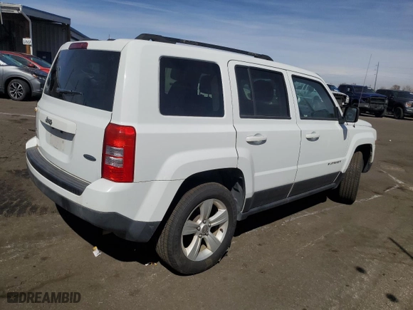 2016 Jeep Patriot Latitude with VIN 1C4NJRFB6GD709387, listed as a Copart auction lot 48807095 with 245,971 mi miles and Clean Title. Bid and sale history available at carsss.com. Image 3.