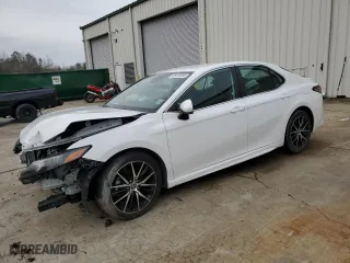 2021 Toyota Camry SE Nightshade with VIN 4T1G11AKXMU587366, listed as a Copart auction lot 45415395 with 94,345 mi miles and Salvage Title. Bid and sale history available at carsss.com. Image 1.