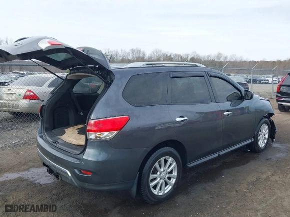 2014 Nissan Pathfinder SV with VIN 5N1AR2MM3EC712717, listed as a IAAI auction lot 41698690 with 119936 miles. Bid and sale history available at carsss.com. Image 4.