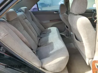 2004 Toyota Camry LE with VIN 4T1BF32K74U071049, listed as a Copart auction lot 53807535 with 151,805 mi miles and Salvage Title. Bid and sale history available at carsss.com. Image 10.