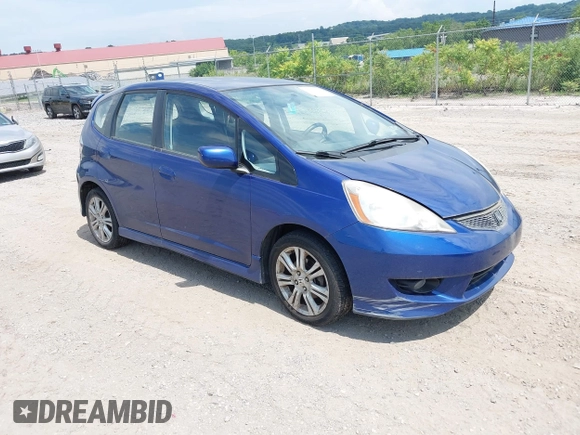 2010 Honda Fit Sport с VIN JHMGE8H44AS021833, выставлен на аукционе IAAI как лот 42707760 с пробегом 109 374 миль миль и . История ставок и продаж доступна на DreamBid. Изображение 1.