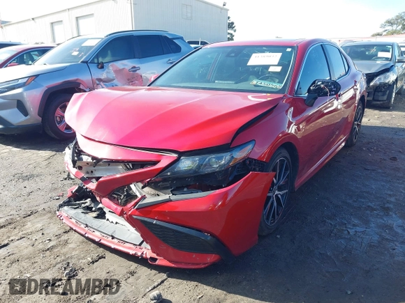 2021 Toyota Camry SE Nightshade with VIN 4T1G11AK1MU435153, listed as a IAAI auction lot 41389032 with 107,381 mi miles. Bid and sale history available at carsss.com. Image 17.