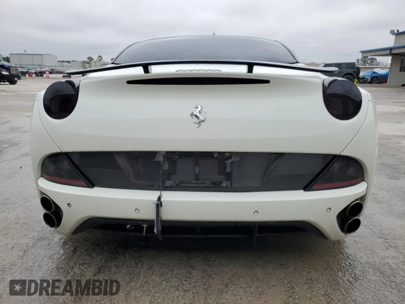 2010 Ferrari California с VIN ZFF65LJA9A0175998, выставлен на аукционе Copart как лот 42335685 с пробегом 45 323 миль миль и Списание • Salvage title. История ставок и продаж доступна на DreamBid. Изображение 6.