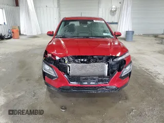 2020 Hyundai Kona SE with VIN KM8K1CAA2LU527142, listed as a Copart auction lot 48918365 with 77,211 mi miles and Salvage Title. Bid and sale history available at carsss.com. Image 5.