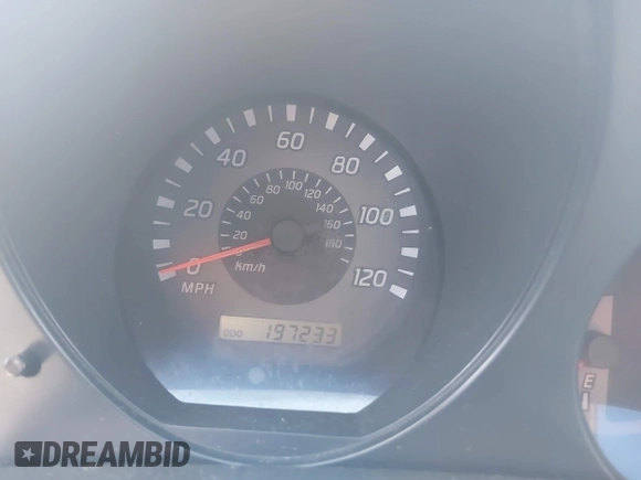2003 Nissan Xterra XE z VIN 5N1DD28T33C654263, wystawiony jako IAAI lot #41781235 z przebiegiem 197 233 mil mil oraz . Historia ofert i sprzedaży dostępna na DreamBid. Obrazek 7.
