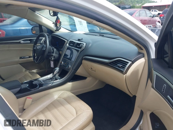 2016 Ford Fusion SE with VIN 1FA6P0HD5G5111420, listed as a IAAI auction lot 42365067 with 155,984 mi miles and . Bid and sale history available at DreamBid. Image 5.