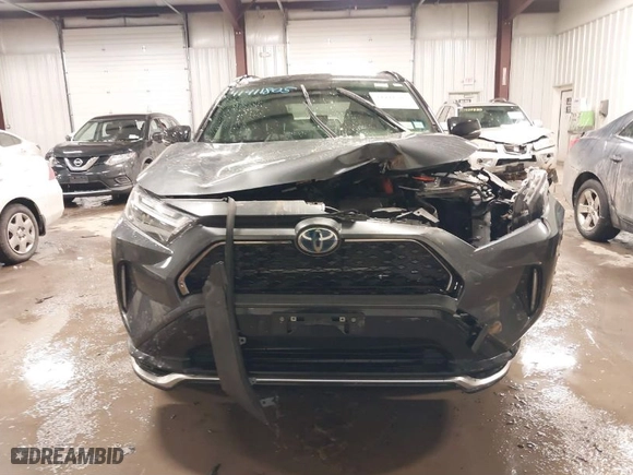 2022 Toyota RAV4 Prime XSE with VIN JTMEB3FV3ND109086, listed as a IAAI auction lot 41411805 with NaN miles. Bid and sale history available at carsss.com. Image 12.