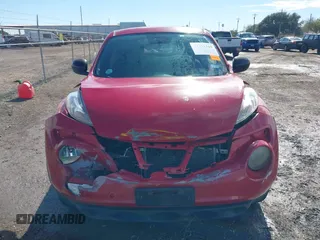 2014 Nissan Juke S with VIN JN8AF5MRXET356779, listed as a IAAI auction lot 41351761 with 1 mi miles. Bid and sale history available at carsss.com. Image 13.