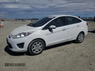 2013 Ford Fiesta S с VIN 3FADP4AJ3DM111257, выставлен на аукционе Copart как лот 66035815 с пробегом 43 216 миль миль и Чистый • Clean title. История ставок и продаж доступна на DreamBid. Изображение 1.