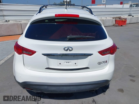 2016 Infiniti QX70 with VIN JN8CS1MW1GM750798, listed as a IAAI auction lot 42519800 with 139,940 mi miles and . Bid and sale history available at DreamBid. Image 17.