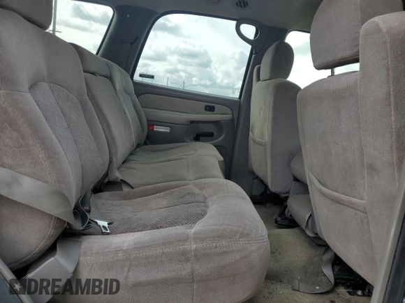 2002 Chevrolet Tahoe LS with VIN 1GNEC13T22R268336, listed as a Copart auction lot 50947675 with 238,425 mi miles and Salvage title. Bid and sale history available at DreamBid. Image 11.