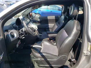 2018 FIAT 500e with VIN 3C3CFFGE2JT374957, listed as a Copart auction lot 63768444 with 39,377 mi miles and Salvage title. Bid and sale history available at DreamBid. Image 7.