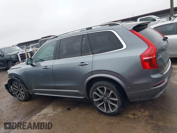 2018 Volvo XC90 Momentum with VIN YV4A22PK4J1322277, listed as a IAAI auction lot 42184555 with 105,818 mi miles and . Bid and sale history available at DreamBid. Image 14.