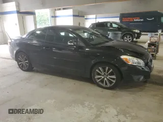 2011 Volvo C70 with VIN YV1672MCXBJ112284, listed as a Copart auction lot 58578445 with 145,548 mi miles and Clean title. Bid and sale history available at DreamBid. Image 4.