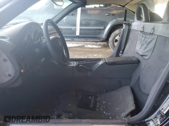 2001 Mercedes-Benz SLK 230 Kompressor z VIN WDBKK49F41F209482, wystawiony jako Copart lot #45523305 z przebiegiem Nie podano mil oraz Szkoda całkowita • Salvage title. Historia ofert i sprzedaży dostępna na DreamBid. Obrazek 7.