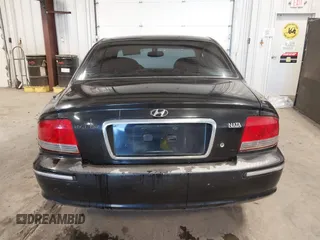 2003 Hyundai Sonata GLS with VIN KMHWF35H33A782779, listed as a IAAI auction lot 41702937 with 285,264 mi miles. Bid and sale history available at carsss.com. Image 17.