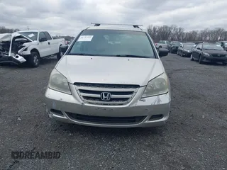 2006 Honda Odyssey LX with VIN 5FNRL38216B105808, listed as a IAAI auction lot 41737585 with 193,915 mi miles. Bid and sale history available at carsss.com. Image 12.