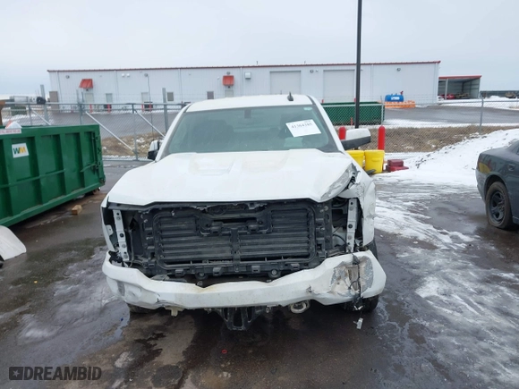 2017 Chevrolet Silverado 1500 LT with VIN 1GCVKREC4HZ400030, listed as a IAAI auction lot 41364385 with 112,110 mi miles. Bid and sale history available at carsss.com. Image 13.